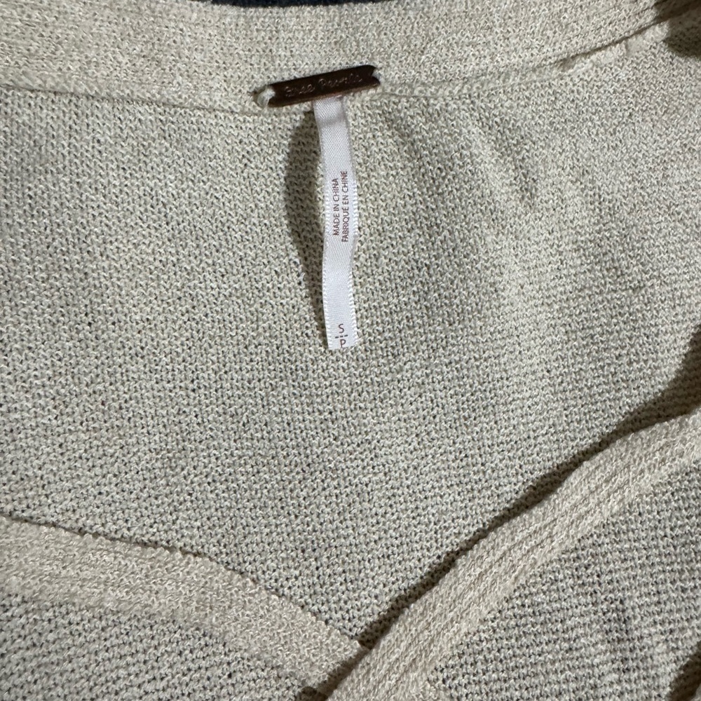 FREE PEOPLE Criss Cross Tunic Knit Sweater V Neck Tan Beige Small - Picture 4 of 13